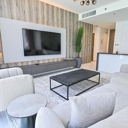 דובאי Luxe Shortlet - Unique 2 Bedroom In District One Meydan מראה חיצוני תמונה