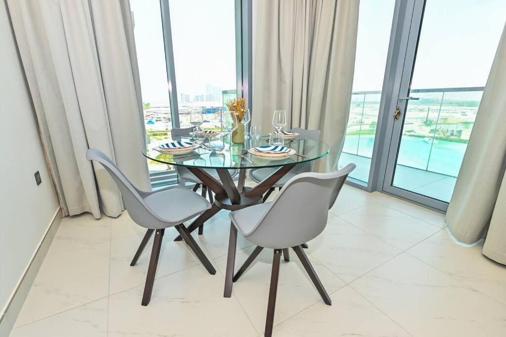 דובאי Luxe Shortlet - Unique 2 Bedroom In District One Meydan מראה חיצוני תמונה